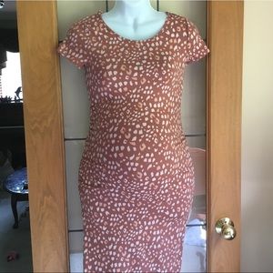 Maternity fitted dress